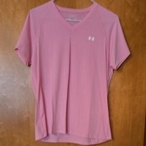 Under Armour Pink Short Sleeve V-Neck Tee